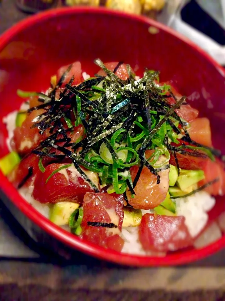 まぐろとアボカドの漬け丼|聖菜さん