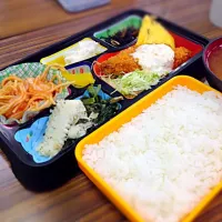 今日は会社弁当¥400 (^^)|きじさん