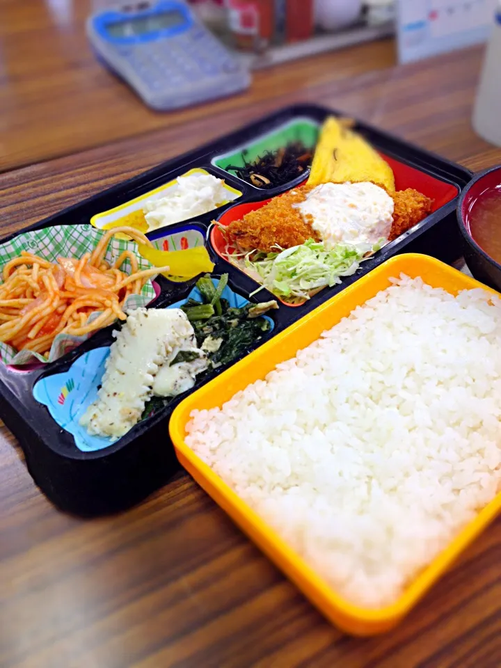 今日は会社弁当¥400 (^^)|きじさん