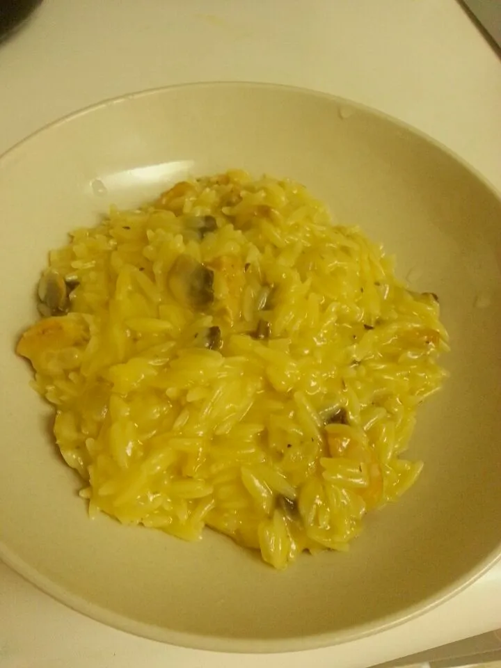 mushroom Italian sausage orzo pasta|Jisoo Leeさん