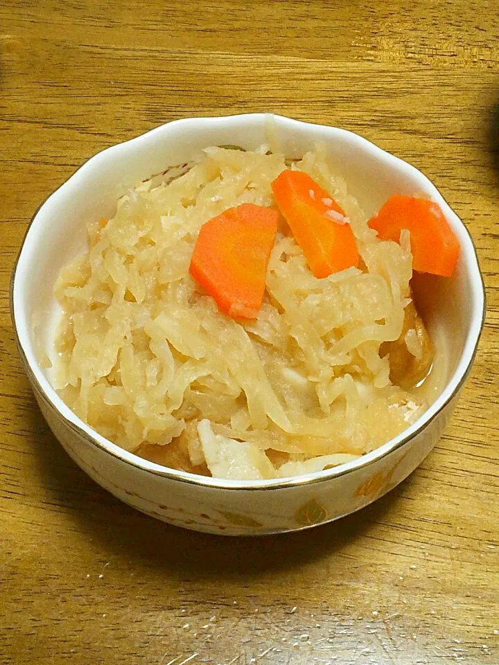 Snapdishの料理写真:つきおろし大根の煮物|すーさん