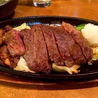 Snapdishの料理写真:岩手県産サーロインステーキ|Hidekazu Omoriさん