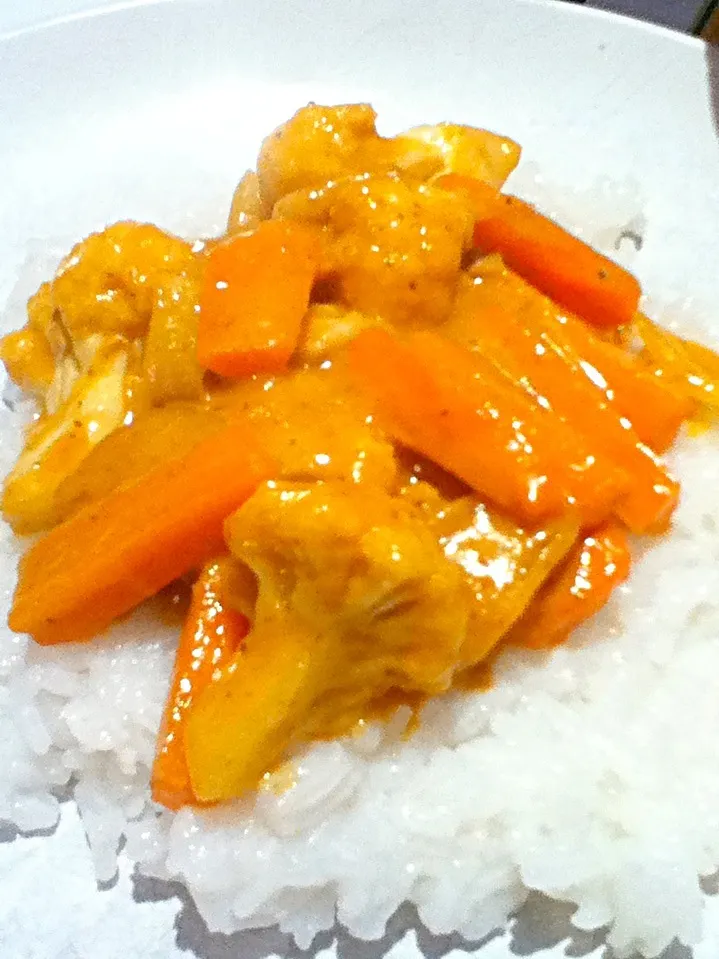 Snapdishの料理写真:Curry de légumes|isabelle claramuntさん