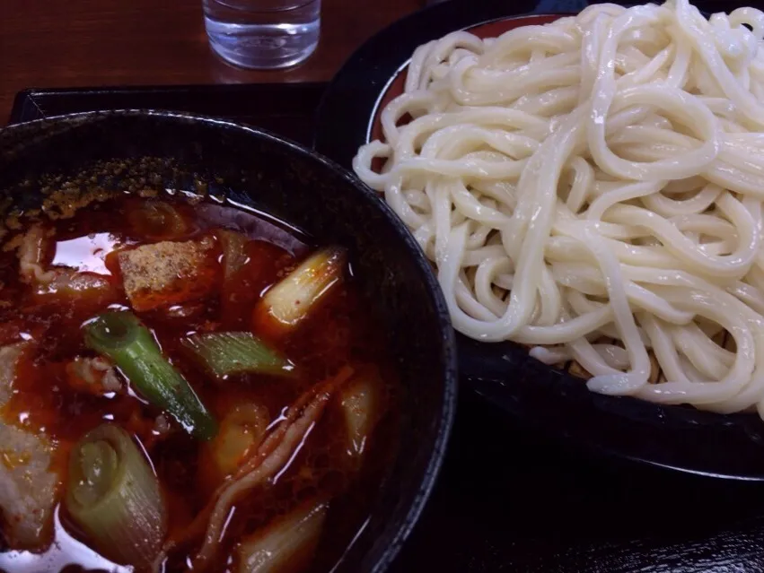 Snapdishの料理写真:旨辛うどん ( ちょい辛 ) を頂きました。|momongatomoさん