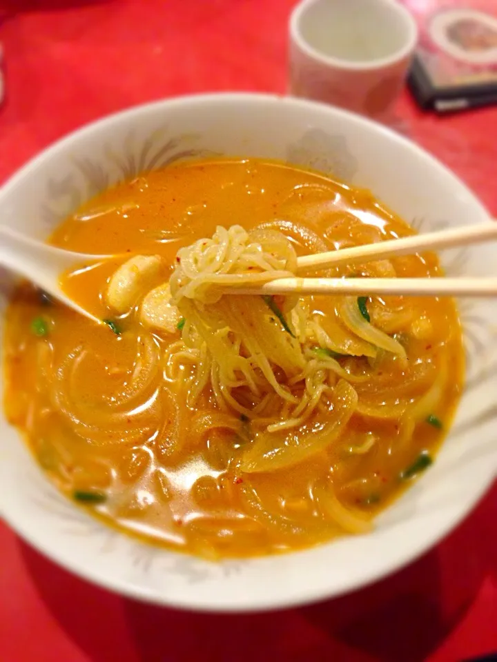 大和 満門喜慶の四川風大蒜拉麺|tonさん