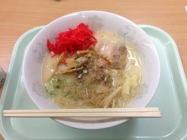 Snapdishの料理写真:蒜山高原とんこつラーメン！✩⃛꒰⁎⁍̴◡⁍̴⁎ ॢ꒱✨|サソリさん