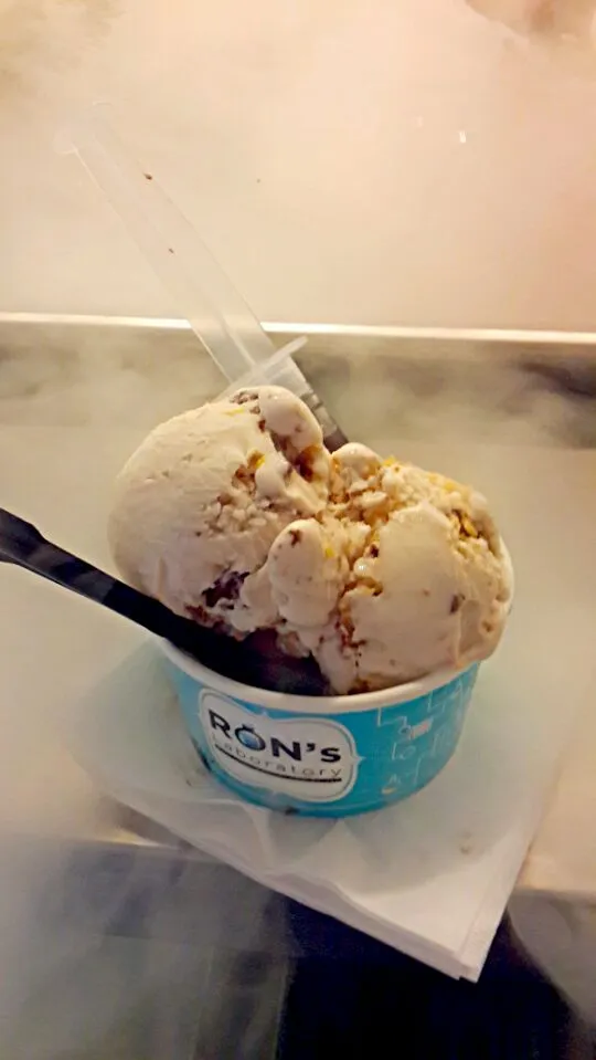 gastronomy molecul nitrogen ice cream gelato|Felicia Jeanさん