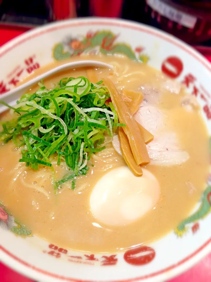 Snapdishの料理写真:昨晩のラーメン|ユキさん