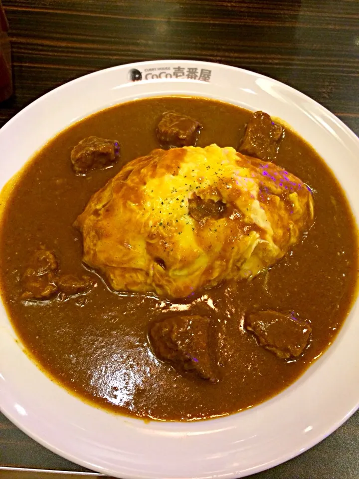 Beef omettlet curry rice|Ellaさん