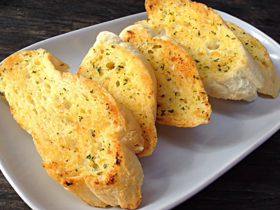 Garlic bread|Vorapoatさん