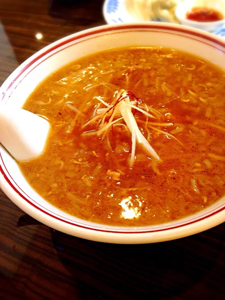 横浜中華街大新園②  辣子湯麺|りりたんこぶさん