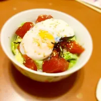 Snapdishの料理写真:マグロアボカド丼|たっぺさん