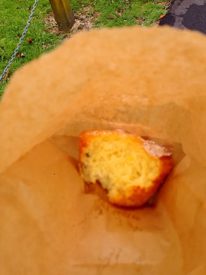 Muffin: banana and passion fruit yummy :)|Juliaさん