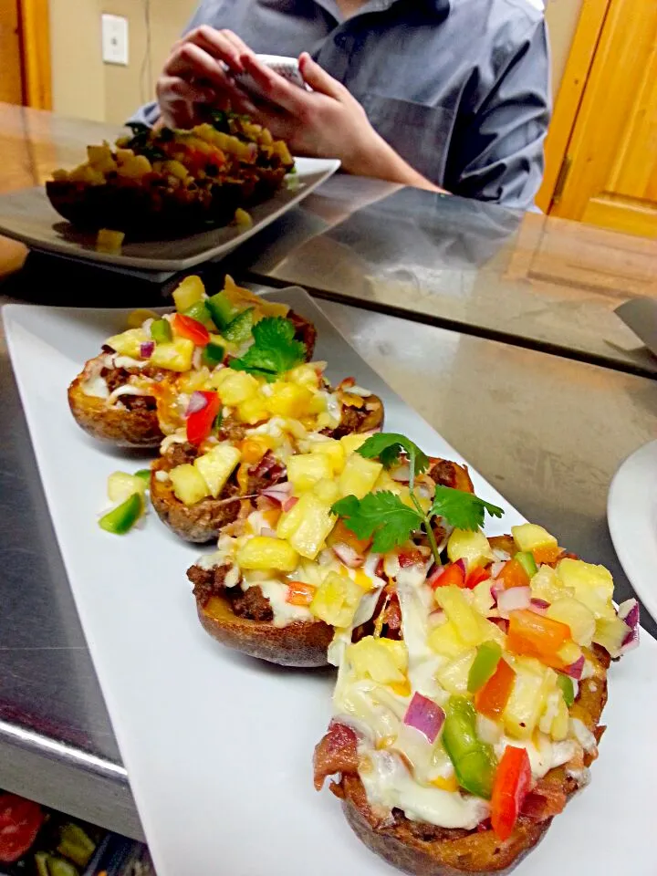 potatoes skins with pineapple salsa frescoes|Jayson Mccrimmonさん