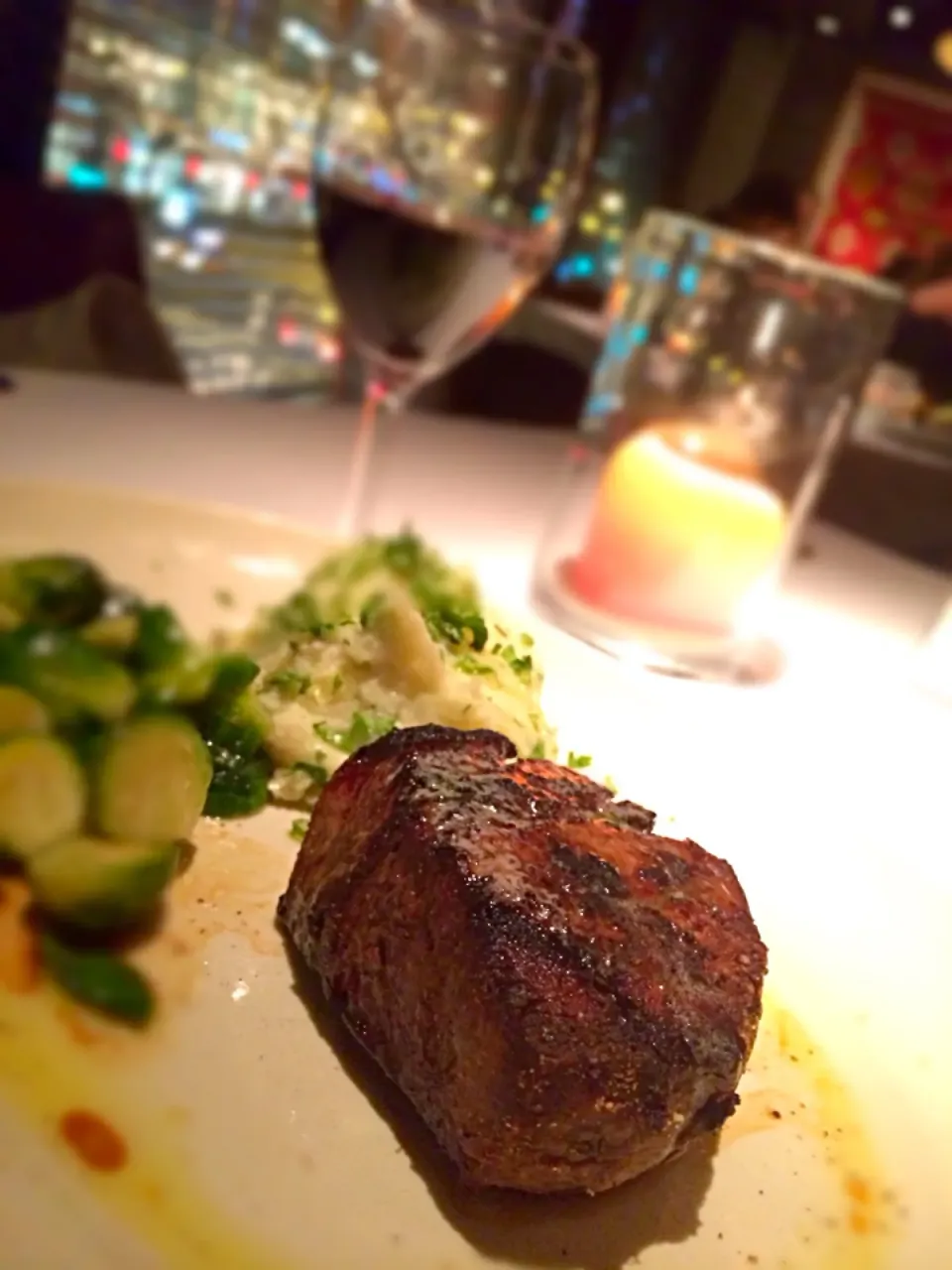 Fillet Mignon with my absolute favorite vegetable.|Christianさん