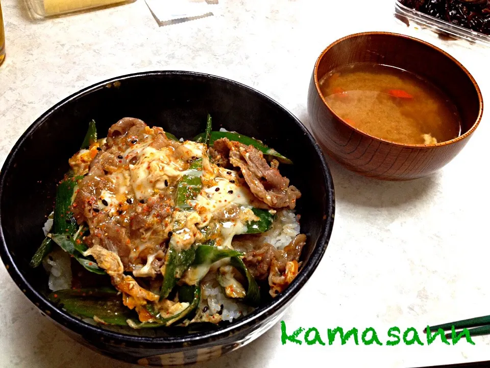 牛とじ丼🍜|かまさん