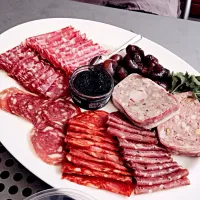 5 salami ,duck terrine with caviar and baby onion pickle|Navapat Inmelbourneさん