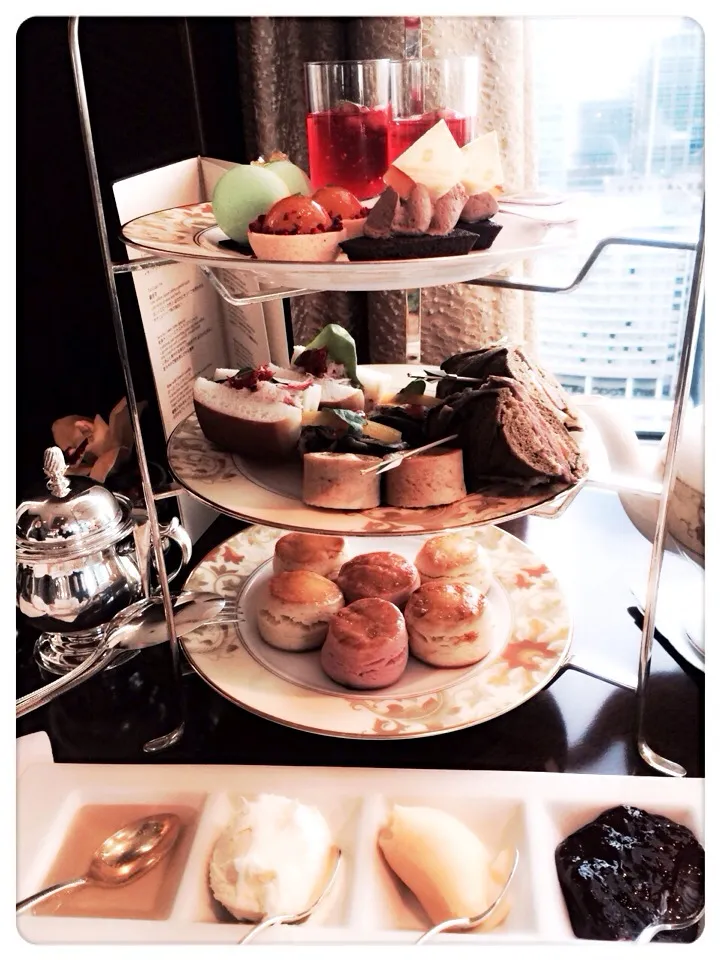 afternoon tea ♪ @ShangriLaHotel|Sesin Syoさん