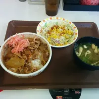 Snapdishの料理写真:牛丼並|Yusuke Sakaguchiさん