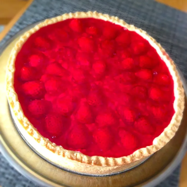 Torta de morango 🍓|lucia inoueさん