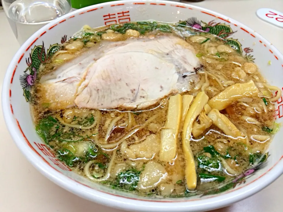 Snapdishの料理写真:尾道ラーメン at 朱華園|あやさん