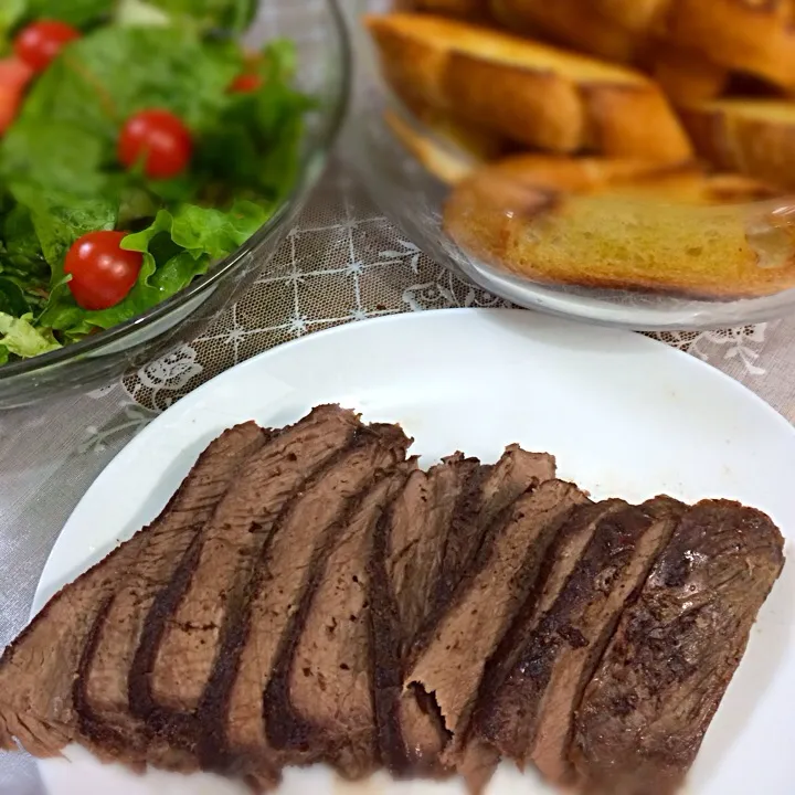 Snapdishの料理写真:Carne assada saindo do forno|Hérica Yamasumiさん