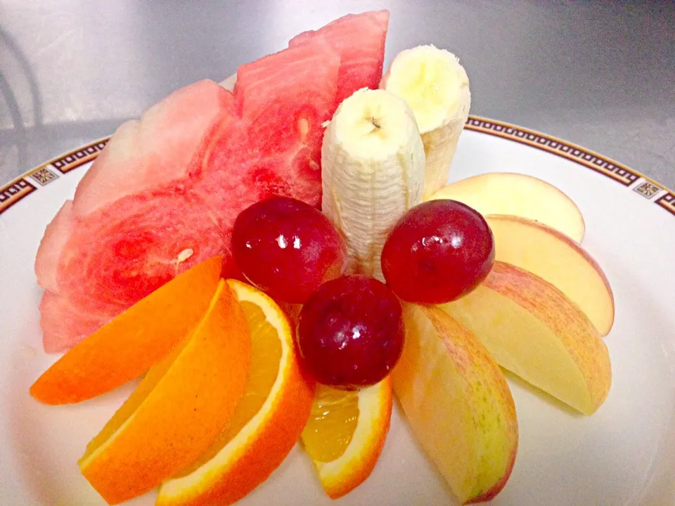 Simple fruit platter|Jo Aquinoさん