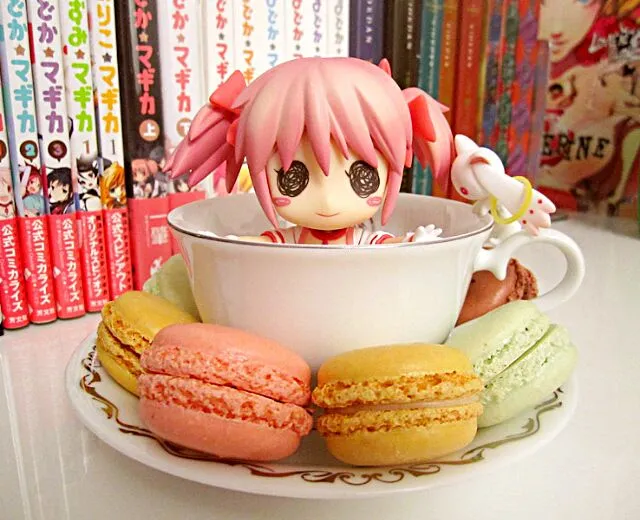 Snapdishの料理写真:tea time with macaron|Yeong Pei Yeeさん