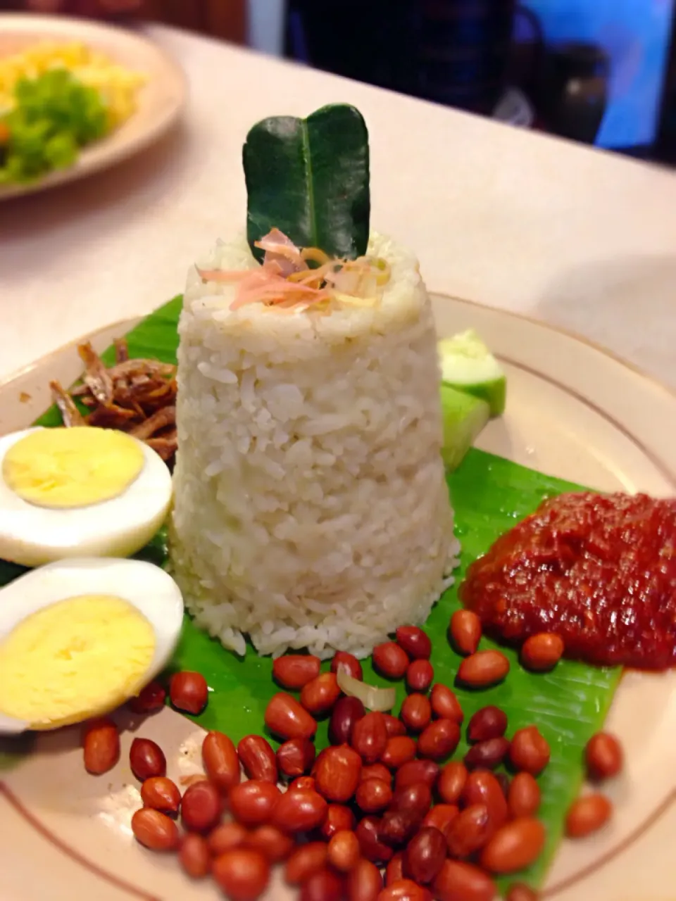 Nasi Lemak @ onde onde|Ashley Howさん