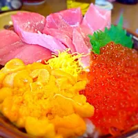 Snapdishの料理写真:3食丼|Reeさん