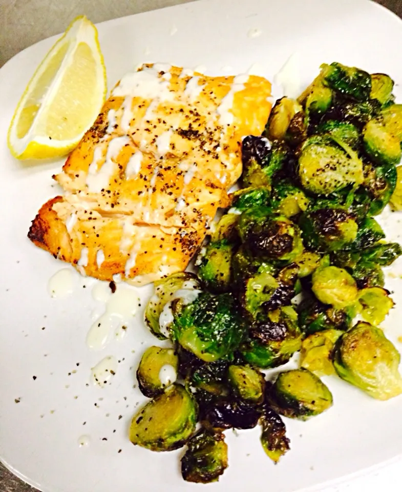 Salmon with sautéed Brussel sprouts|Kirby Gholsonさん