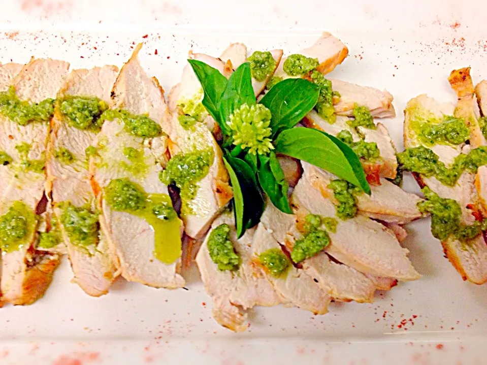 Smoked chicken with pesto dressing|Jo Aquinoさん