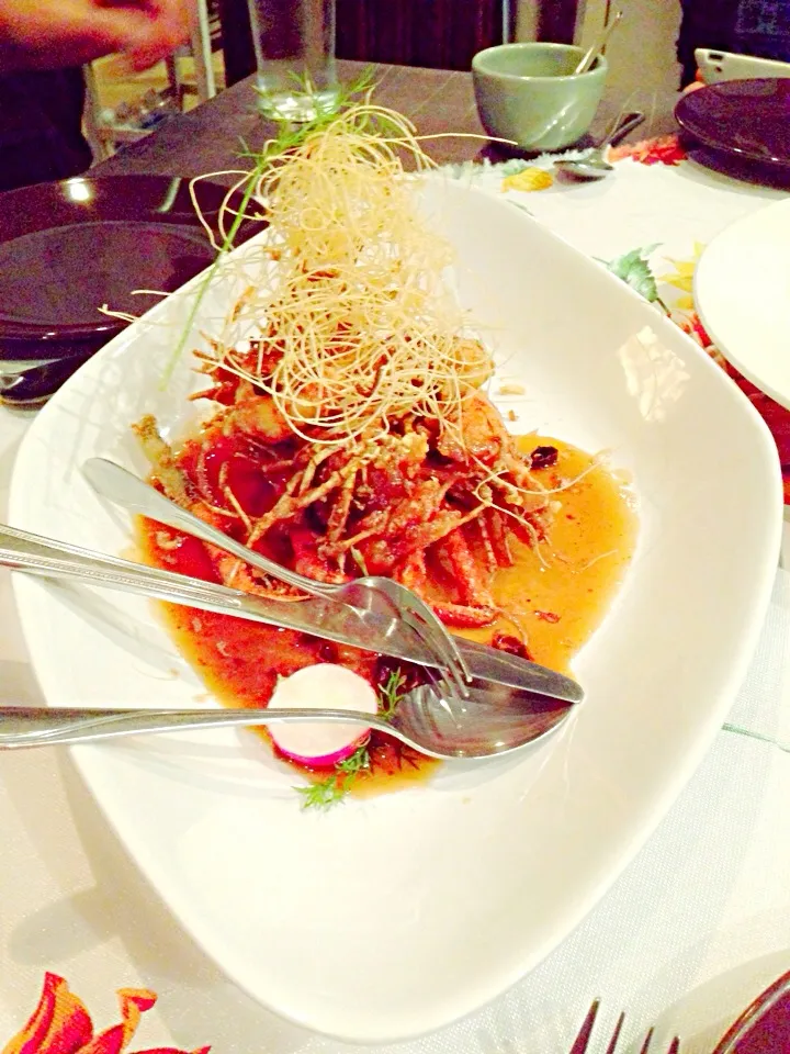 Fried prawn with tamarind sauce.|pimphanさん