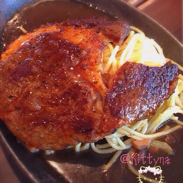 🎀✧˖°꒰੭ ❛⃘ ▿ ˂̵ ꒱໊ ყ৩ଳଳყ ৳৷༩ऽ ˖✧NZ Ribeye Steak with Spaghette💓|🎀Kittyna🌸さん