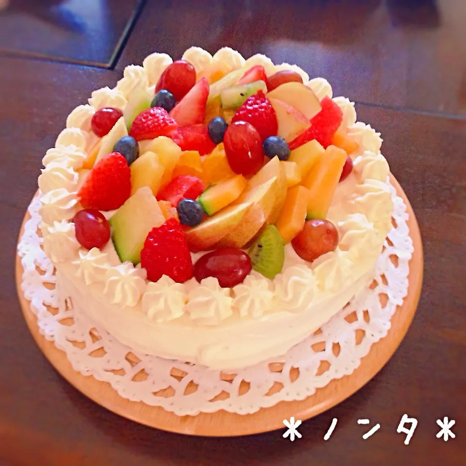 Snapdishの料理写真:母へのお誕生日ケーキ♥️|＊ノンタ＊さん