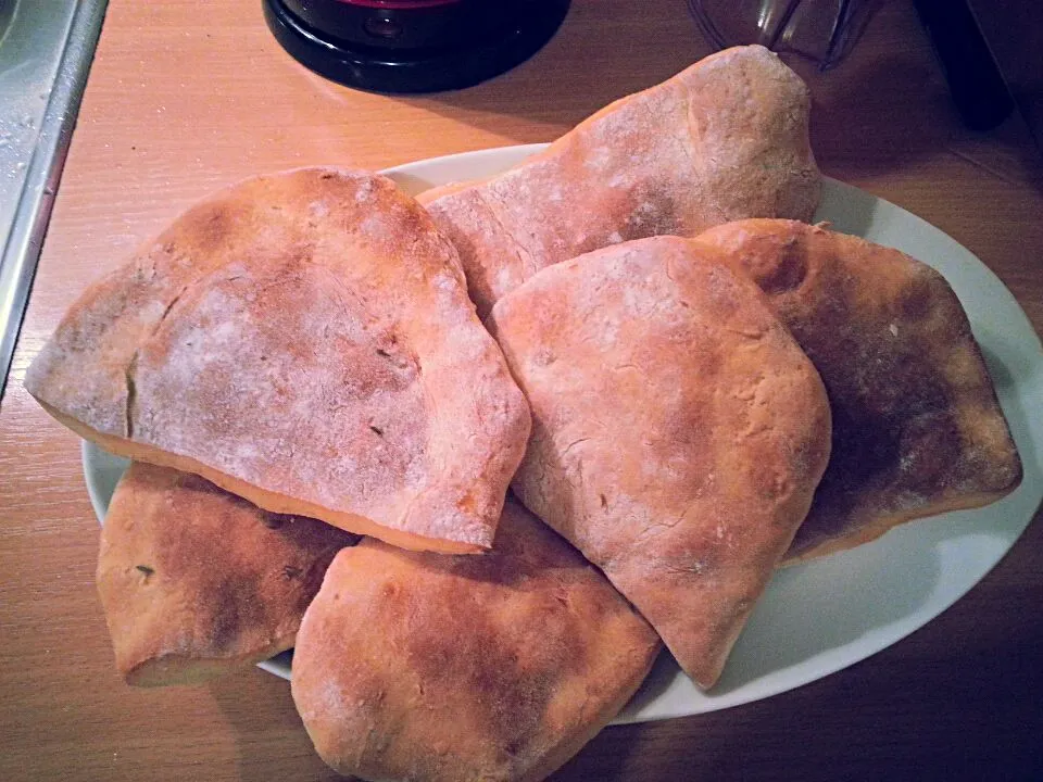 some nice bread to fill with awesome vegetables|SirCookAlotさん