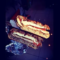 This panini changed my LIFE.. w/ grilled chicken, roasted peppers and mozzarella|alexさん