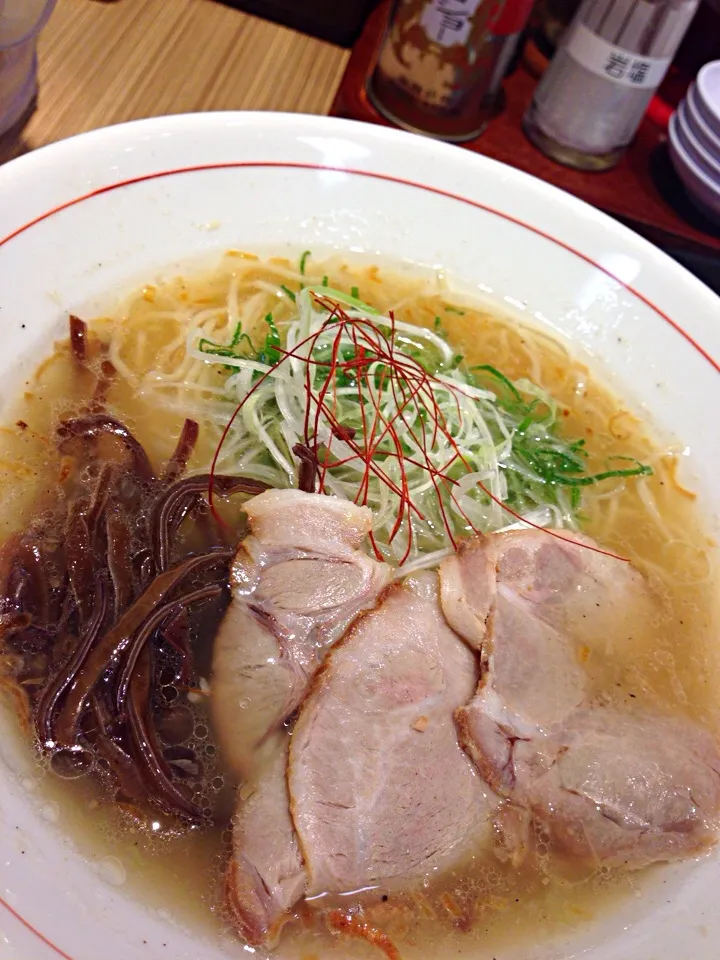 山の塩ラーメン|たけさん