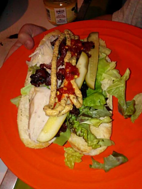 Jack got chili paste, turkey, mustard, lettuce, and fried pastrami.|Polly Gelfusoさん