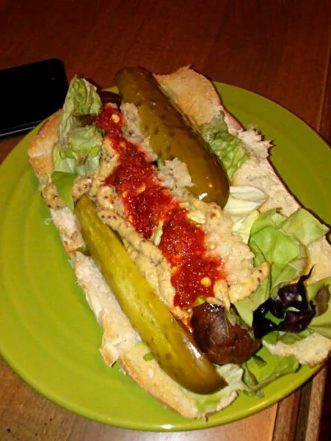 I got Italian soysauge, pickle, mustard, lettuce, chili paste. Yummy!!|Polly Gelfusoさん