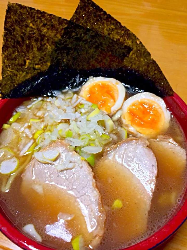 Snapdishの料理写真:自家製チャーシューのラーメン|あいママさん