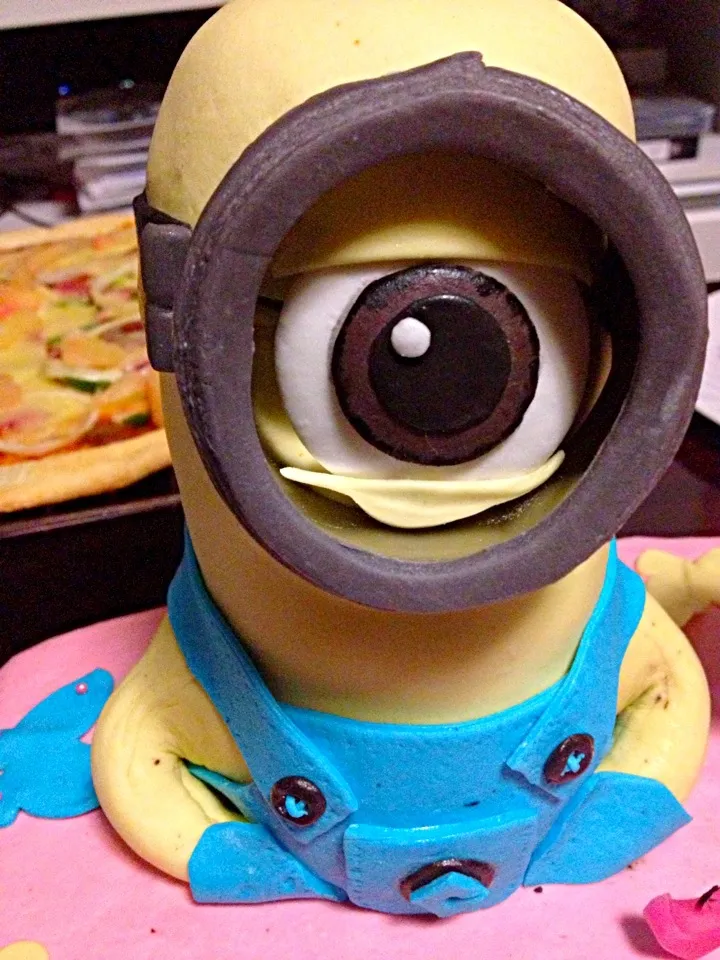 homemade minion cake# fondant|Len(^_−)−☆さん