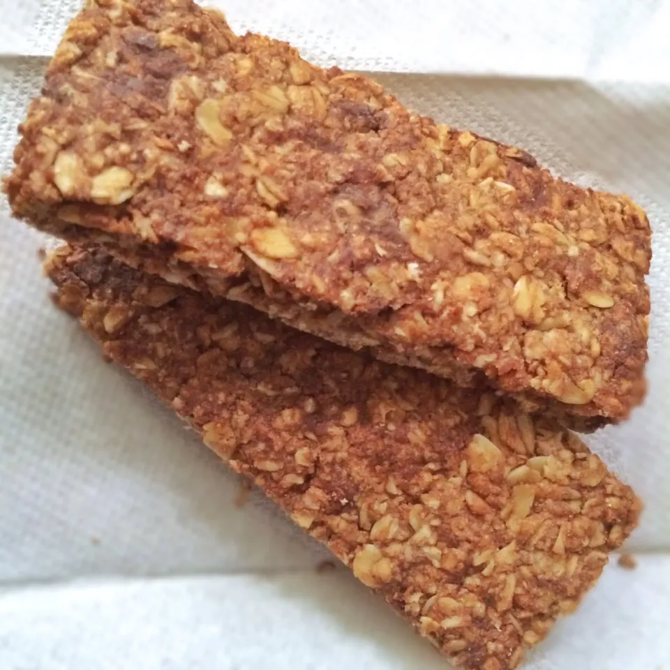 Oats n' Dark Chocolate Granola Bar|julia hoさん