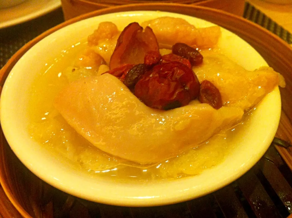 Steamed boneless chicken with jujube & fish maw|skyblueさん