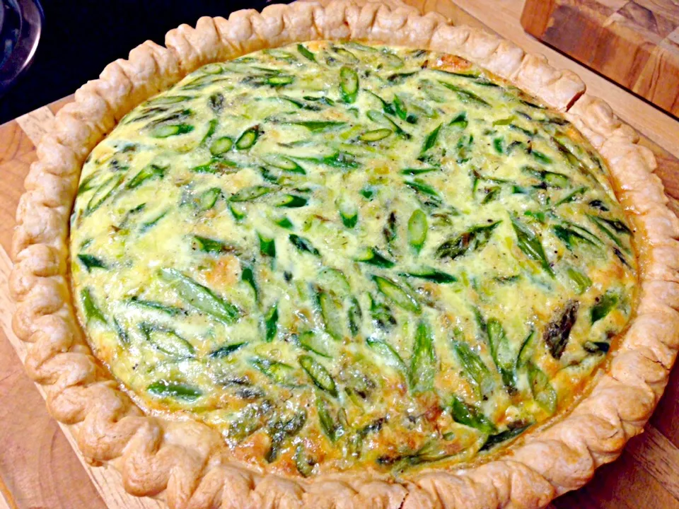 Asparagus and Leek Quiche|lori sさん