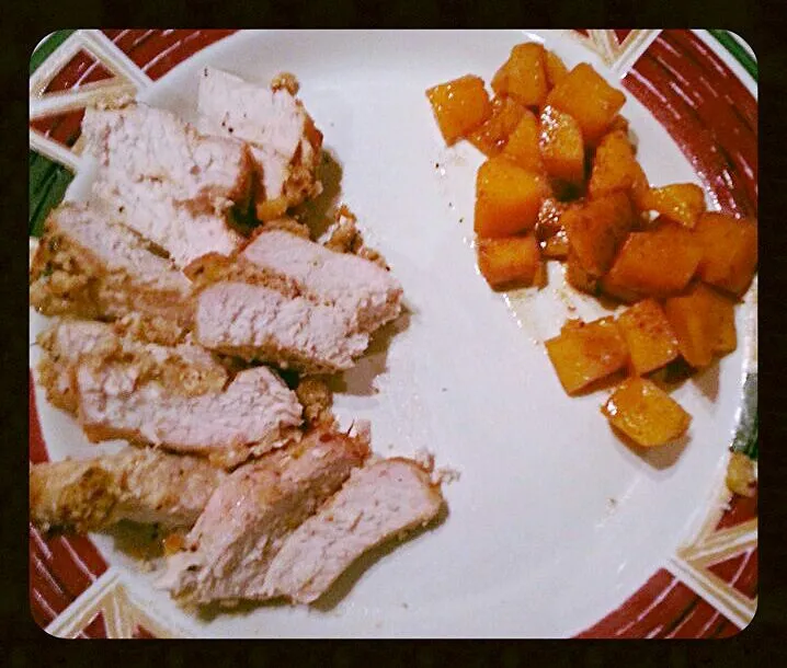 Stuffed Pork Tenderloin & Roasted Cinnamon Butternut Squash|Emily Berryさん