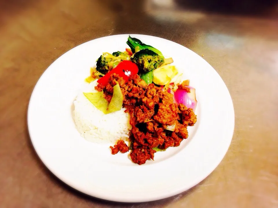 Snapdishの料理写真:Chinese style stir fry pork mince and vegetable|kazuko Tsujiさん