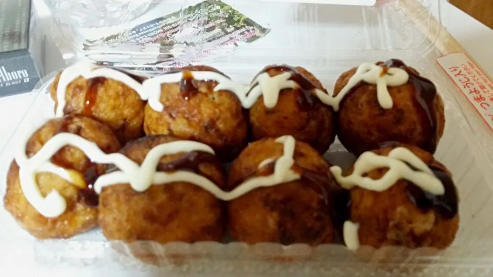 takoyaki ＼(^_^)／(*^.^*)(*^▽^)/★*☆♪|Alyne Hiromoriさん