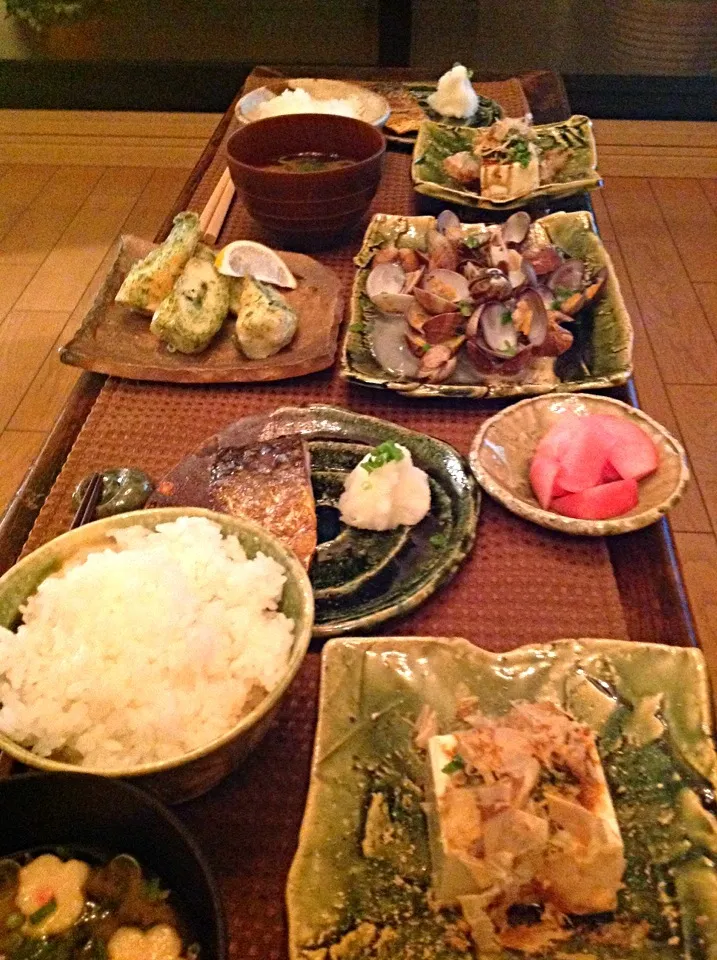 夕食 あさりバター  竹輪の磯辺揚げ 冷奴  塩サバ|izunさん