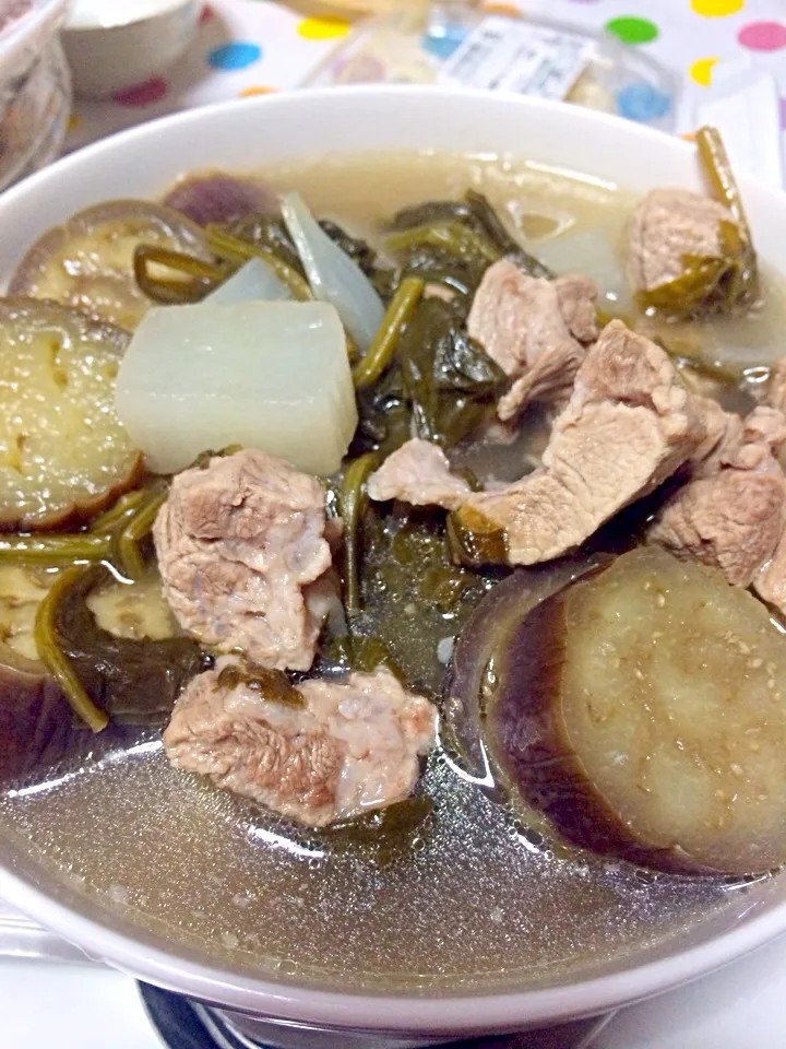 Snapdishの料理写真:My pork sinigang... Sour soup... Philippine dish...|Arthea Joy Goさん